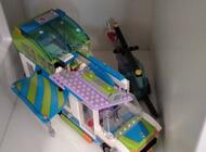 Grajewo ogłoszenia: Sprzedam LEGO friends, domek, policja - zdjęcie