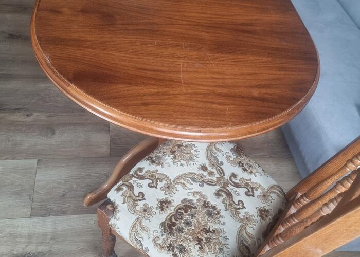 Grajewo ogłoszenia: Sprzedam drewniany zestaw, stół plus 4 krzesla