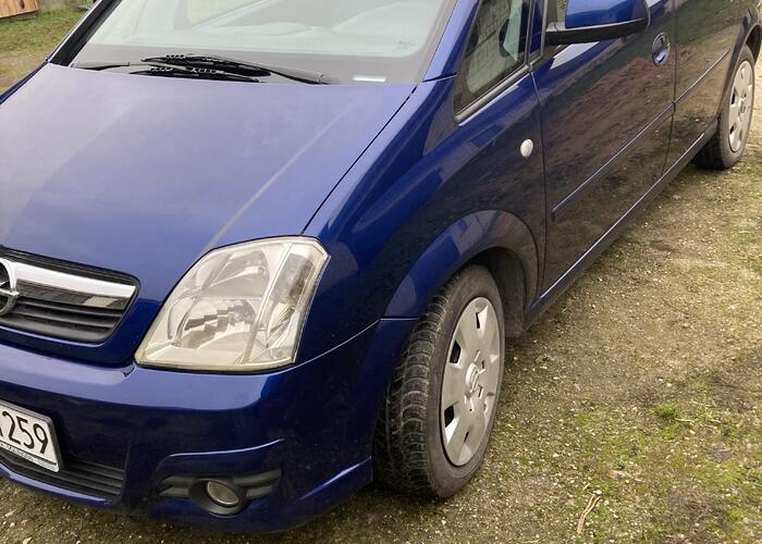 Grajewo ogłoszenia: Opel Meriva 2008 1,4 benzyna 290 000 przebiegu.
-elektryczne szyby...