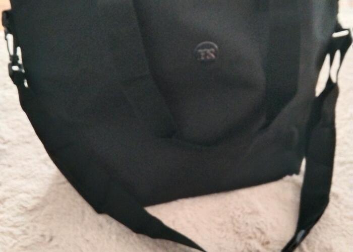 Grajewo ogłoszenia: Sprzedam nową,czarna torbę format A4.