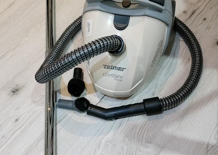 Grajewo ogłoszenia: sprzedam odkurzacz Zelmer