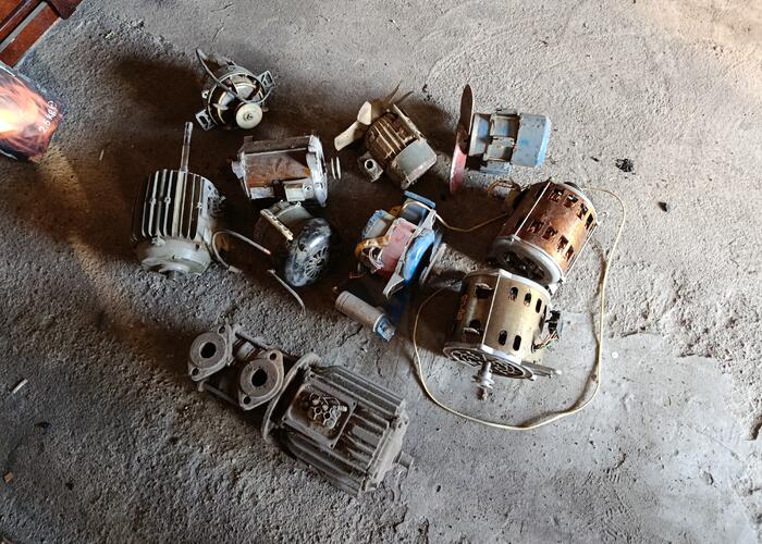 Grajewo ogłoszenia: Sprzedam silniki widoczne na zdjęciu