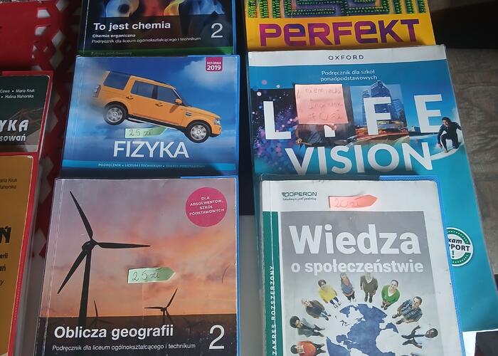 Grajewo ogłoszenia: Sprzedam książki do 2 klasy więcej telefonicznie odp na SMS